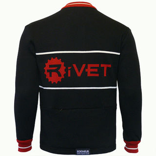Rivet (back)